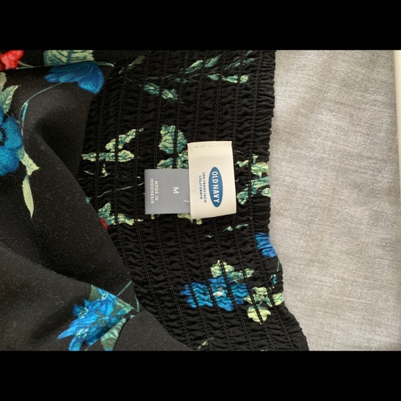 Old navy sundress. New w/o tags. - Picture 6 of 6